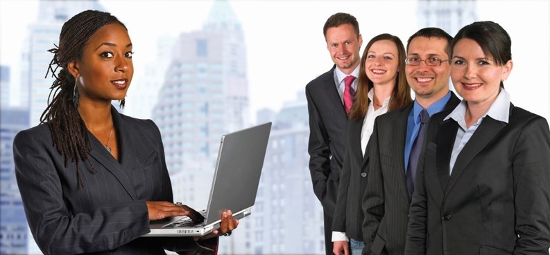 How to Attract and Keep Management Staff