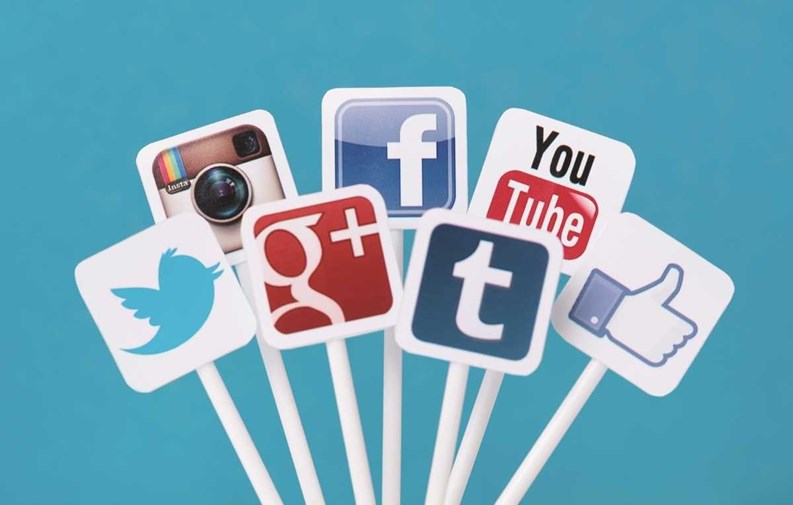 Building an Online Community