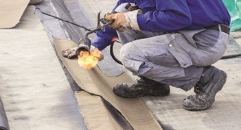 Maintaining Roofs Maintaining Roofs